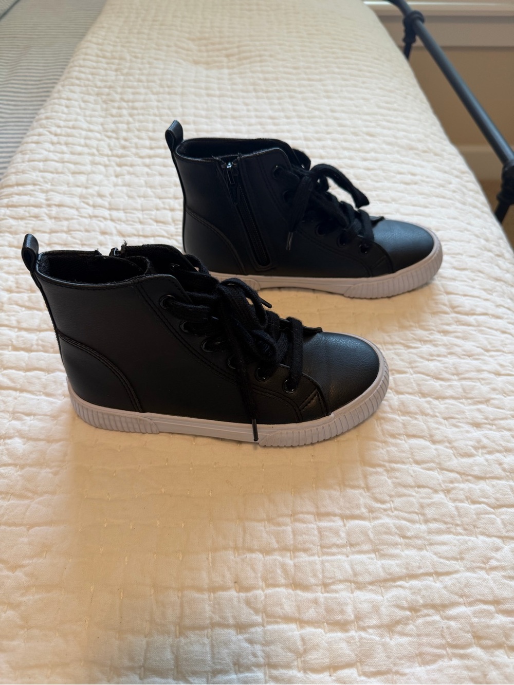 Cat & Jack High-Top Sneakers - Black